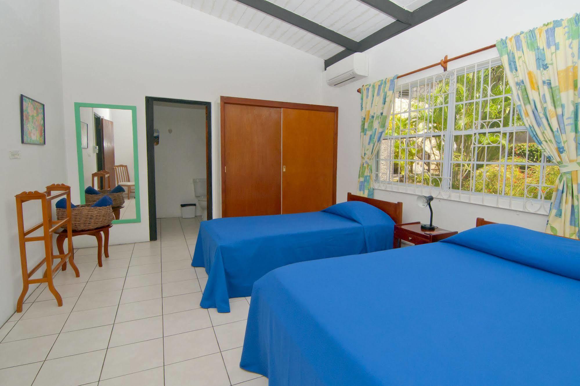 Lance Aux Epines Cottages المظهر الخارجي الصورة